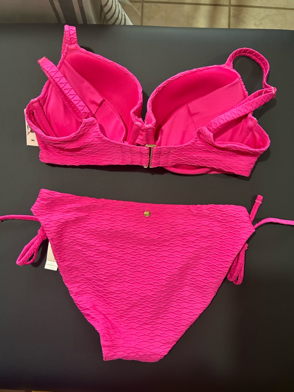 Victoria's Secret Vibrant Pink Textured Bikini Set 36C/Medium - Picture 2 of 7